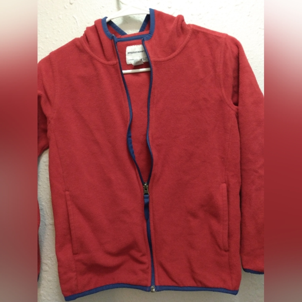 Amazon Essentials Fleece Zip Up - Picture 2 of 6